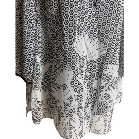Ann Taylor Black White Floral Large Sheer Blouse Tie Neck 3/4 Keyhole Women EUC - Picture 3 of 9